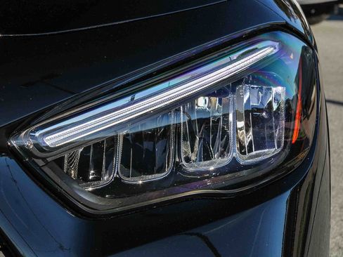 Certified 2025 Mercedes-Benz GLA 35 AMG 4MATIC image 5