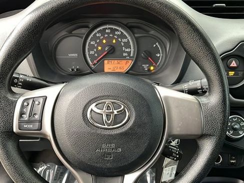 Used 2015 Toyota Yaris LE image 7