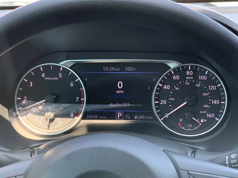 Used 2025 Nissan Sentra SV FWD image 8