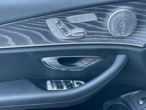 Used 2021 Mercedes-Benz E 450 4MATIC Sedan image 11