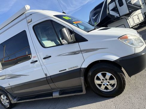 Used 2008 Dodge Sprinter 2500 w/ Trailer Tow Group image 15