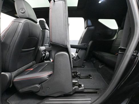 Used 2026 Chevrolet Traverse RS image 43