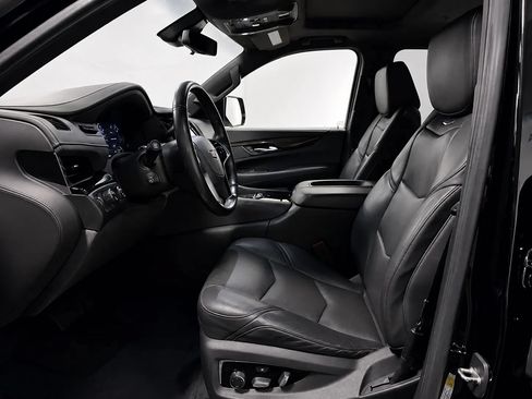 Used 2019 Cadillac Escalade Platinum AWD/4WD image 11