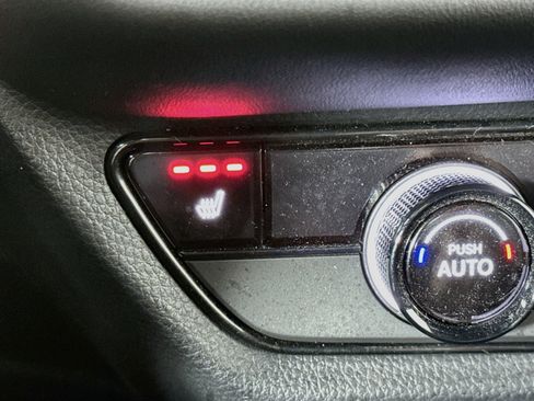 Used 2024 Honda HR-V Sport image 19