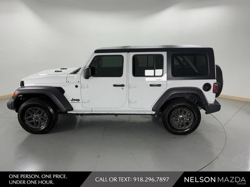 Used 2024 Jeep Wrangler Unlimited Sport AWD/4WD image 9