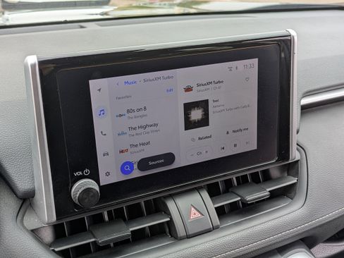 Used 2024 Toyota RAV4 LE image 22