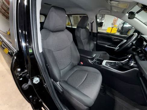 Certified 2024 Toyota RAV4 XLE AWD/4WD image 16