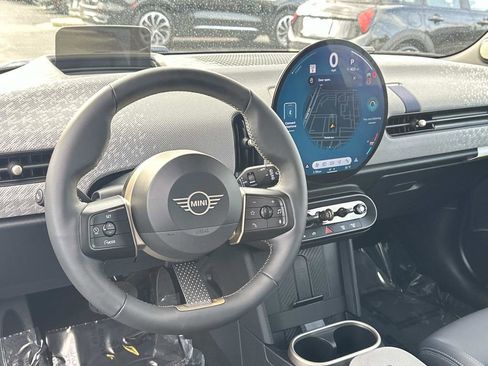 Used 2025 MINI Cooper S image 10