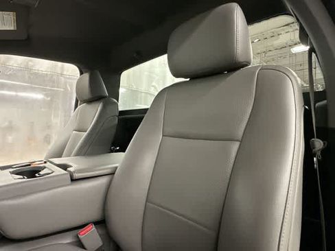 Used 2017 Ford F350 XL AWD/4WD image 12