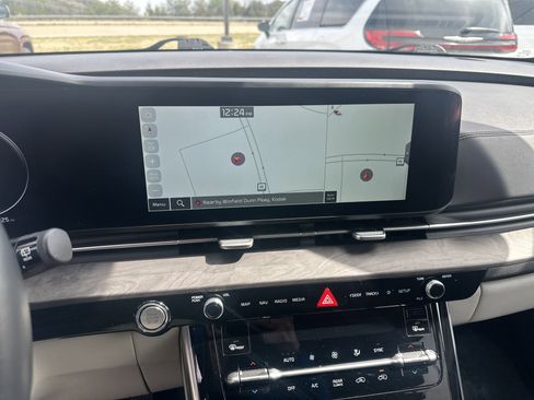 Used 2024 Kia Carnival SX image 35