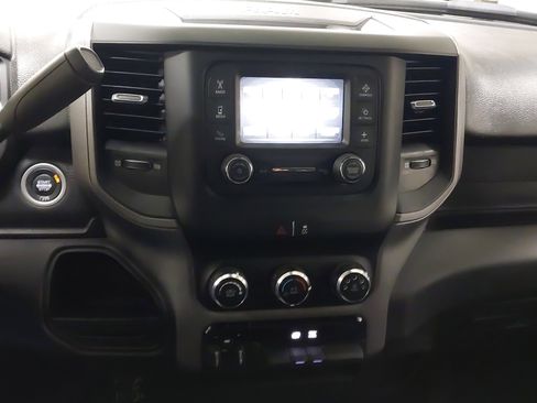 Used 2024 RAM 3500 Tradesman w/ Chrome Appearance Group image 20