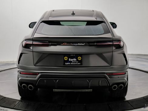 Used 2022 Lamborghini Urus AWD/4WD image 16
