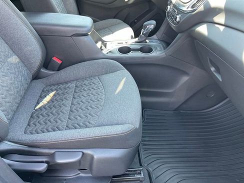 Used 2023 Chevrolet Equinox LT image 11