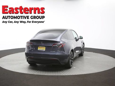 Used 2021 Tesla Model Y Long Range AWD/4WD image 34