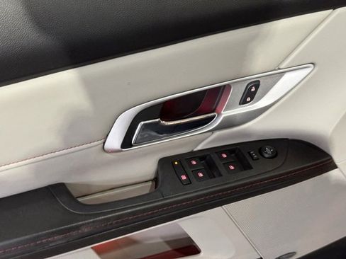 Used 2014 GMC Terrain SLT image 11