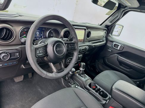 Used 2023 Jeep Wrangler Unlimited w/ 8.4" Radio Group AWD/4WD image 7