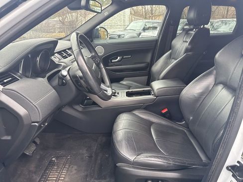 Used 2019 Land Rover Range Rover Evoque Landmark Edition image 8