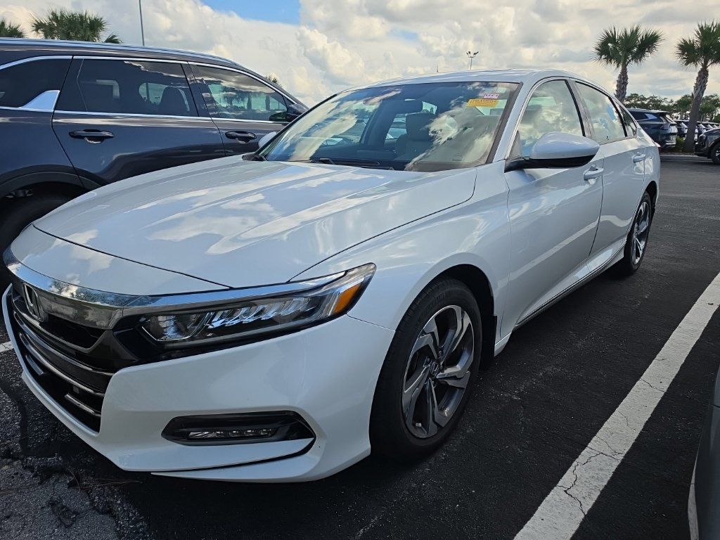 Used 2018 Honda Accord EX image 4