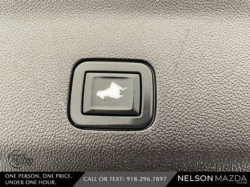 Used 2021 Cadillac Escalade Sport Platinum image 43