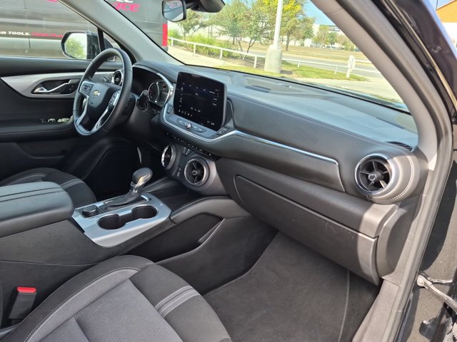 Used 2025 Chevrolet Blazer LT FWD image 20