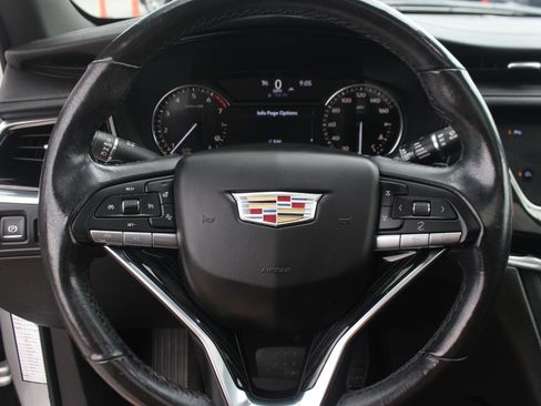Used 2020 Cadillac XT6 Premium Luxury AWD/4WD image 19