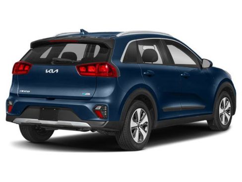 Used 2022 Kia Niro LX image 2