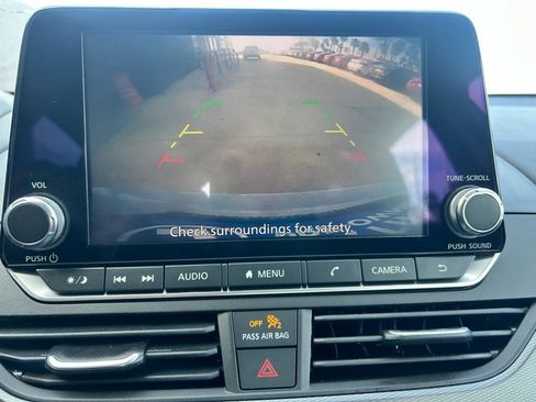 Certified 2024 Nissan Altima 2.5 SR image 8