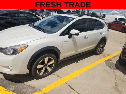 Used 2015 Subaru Crosstrek Touring w/ Popular Package #2 AWD/4WD image 3