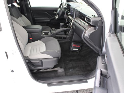 Used 2024 Toyota Tacoma TRD Sport RWD image 35