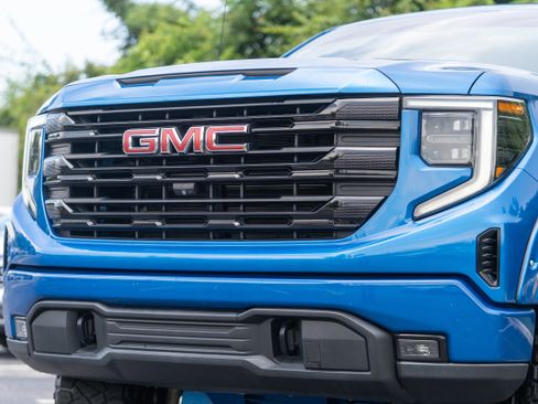 Used 2022 GMC Sierra 1500 Elevation w/ Preferred Package AWD/4WD image 40