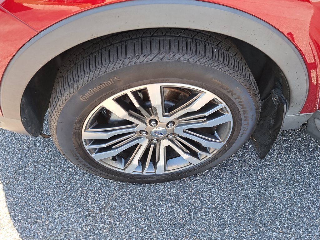 Used 2018 Ford Explorer Platinum AWD/4WD image 31