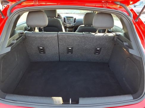 Used 2017 Chevrolet Cruze LT w/ Convenience Package image 8