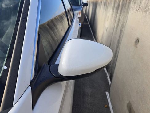 Used 2021 Honda Accord Touring image 8