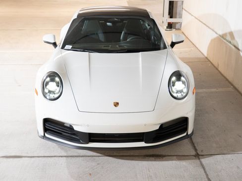 Used 2026 Porsche 911 Carrera RWD image 6