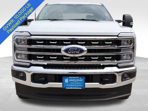 New 2026 Ford F250 XLT w/ XLT Premium Package AWD/4WD image 7
