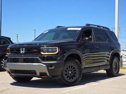 Used 2026 Honda Passport TrailSport image 2