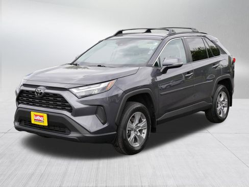 Used 2024 Toyota RAV4 XLE AWD/4WD image 3