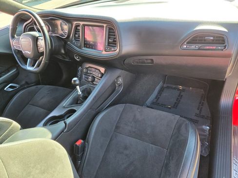 Used 2021 Dodge Challenger R/T Scat Pack w/ Dynamics Package RWD image 18