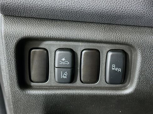 Used 2025 Mitsubishi Outlander Sport ES image 17