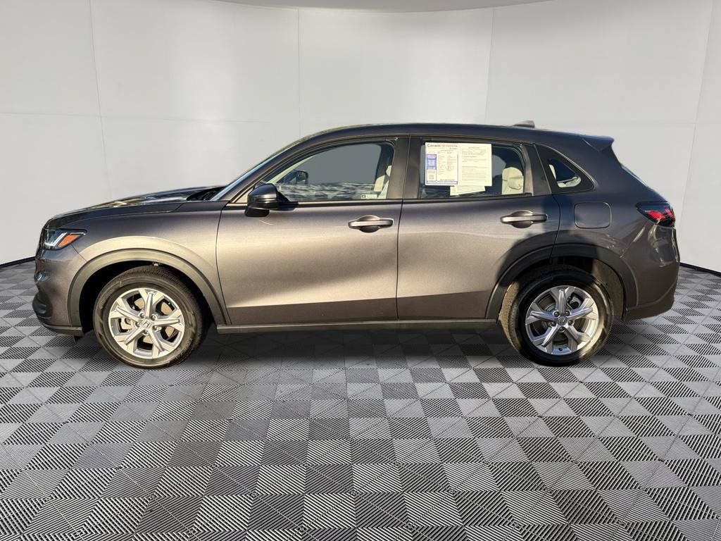 Used 2024 Honda HR-V LX image 4