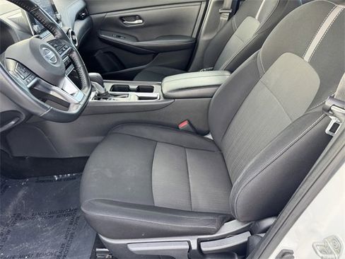 Used 2022 Nissan Sentra SV image 12