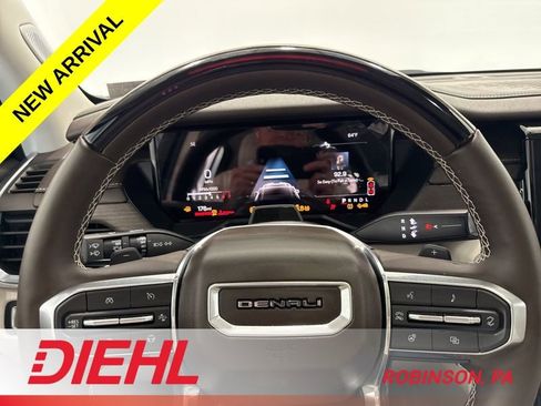 Used 2024 GMC Acadia Denali w/ Super Cruise Package image 29