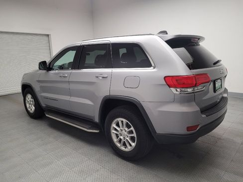 Used 2018 Jeep Grand Cherokee Laredo image 5