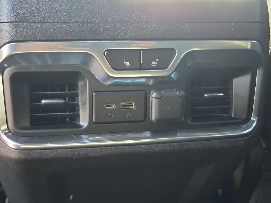 Used 2021 GMC Sierra 1500 AT4 w/ AT4 Value Package AWD/4WD image 14