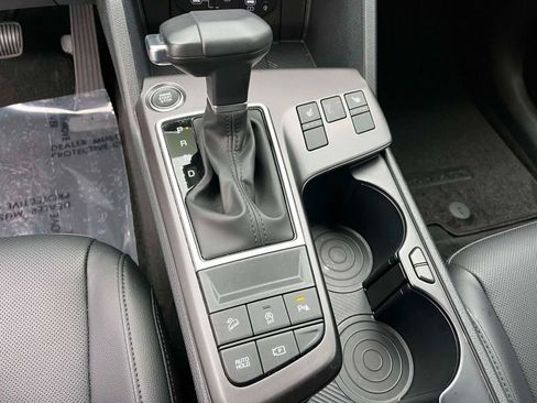 Certified 2026 Kia Sportage SX FWD image 23