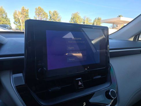 Used 2024 Toyota Corolla Cross LE image 26