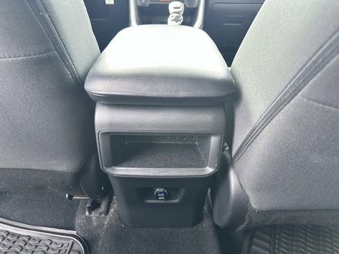 Used 2020 Toyota RAV4 LE FWD image 14