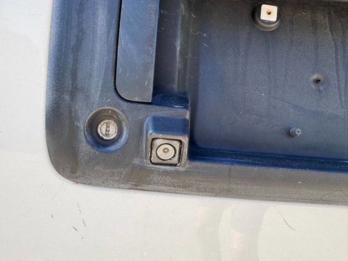 Used 2013 Chevrolet Express 2500 image 10