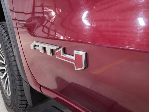 Used 2022 GMC Sierra 1500 AT4 AWD/4WD image 40