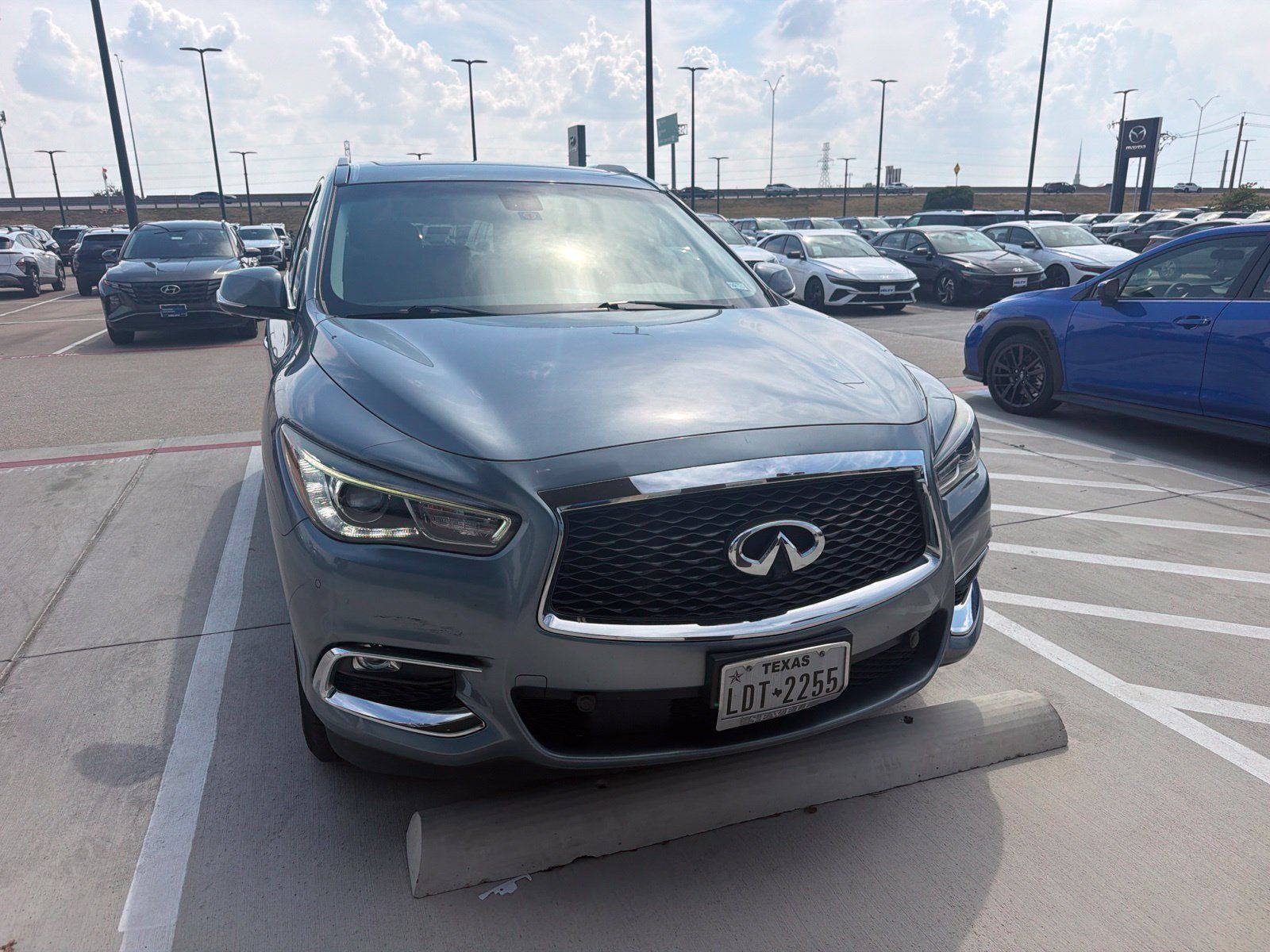 Used 2018 INFINITI QX60 FWD w/ Premium Plus Package image 3